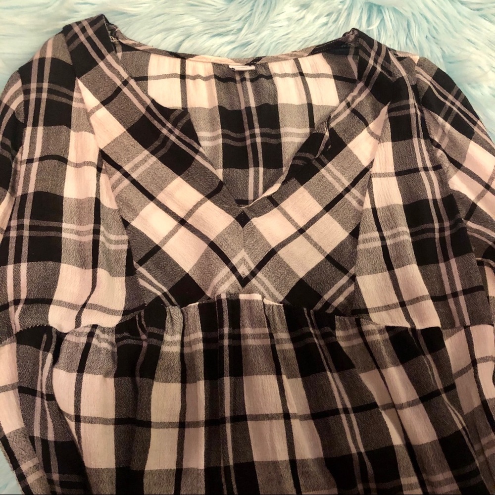 B&W Plaid Old Navy Blouse - Picture 7 of 11